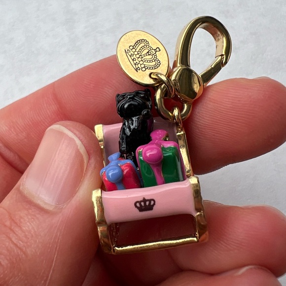 Juicy Couture Dog Sleigh Charm Limited Edition Yorkie Christmas presents puppy - Picture 3 of 10